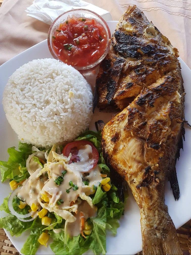 Plain rice with fish